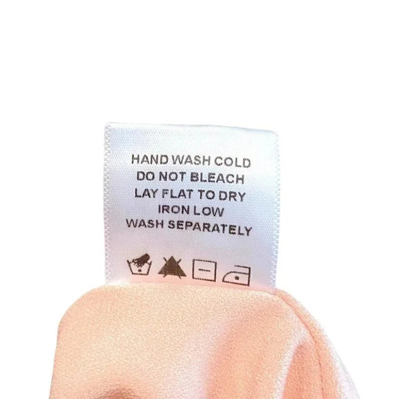 NWT Revolve Privacy Please Rasika Gown in Blush Pink Dotted Texture Size: Medium - Picture 11 of 11